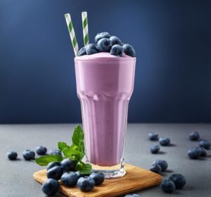 Bluberries milkshake 3